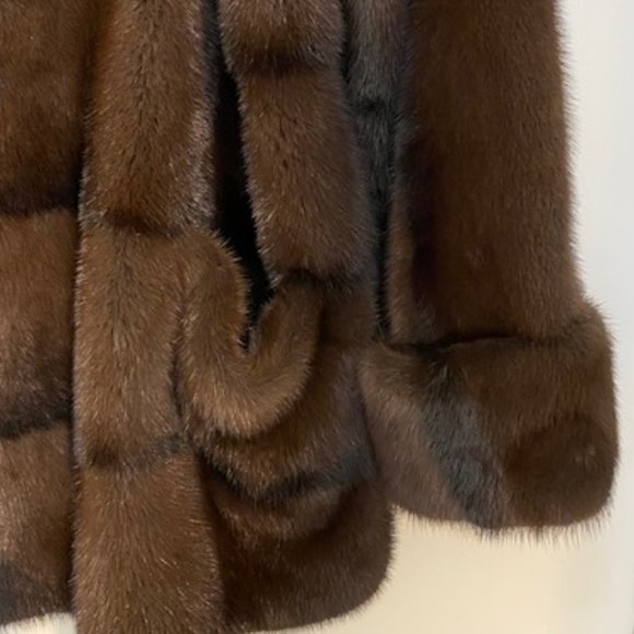 Jean Claude Jitrois Genuine Mink  Fur Coat Medium Length Dark Brown Size XL US/4 - Picture 7 of 16